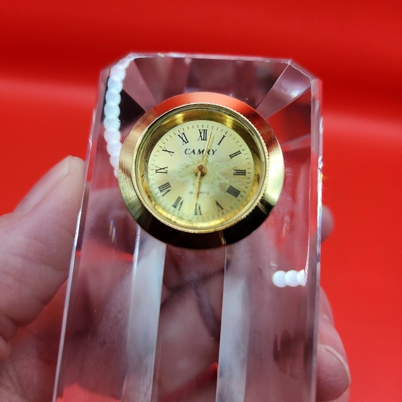 Desk Clock Crystal Cut Glass Paperweight Camry Gold Tone Triangular Column Nice! - Picture 6 of 12